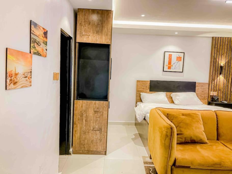 Beautiful Studio -3 Mins Walk To The Beach Apartment Lagos Exterior photo